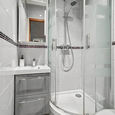 Quiet Spot By The Champs Elysee Apartamento